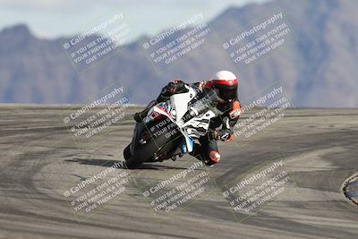 media/Nov-16-2025-Race Pace (Sun) [[8c5fa54630]]/Verified Riders/8-Turn 12 (120pm)/